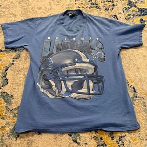 Vintage Detroit Lions Helmet Tee